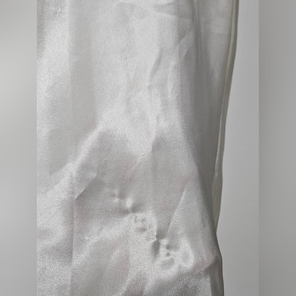 Marie Ellyse Vintage Cream Satin Nightgown. - Picture 5 of 5